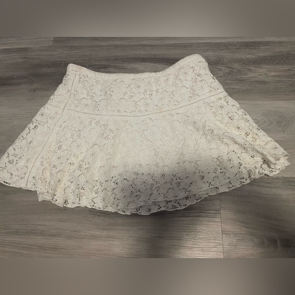 SUNDAY BEST, eyelet skirt Size6 - Picture 2 of 8